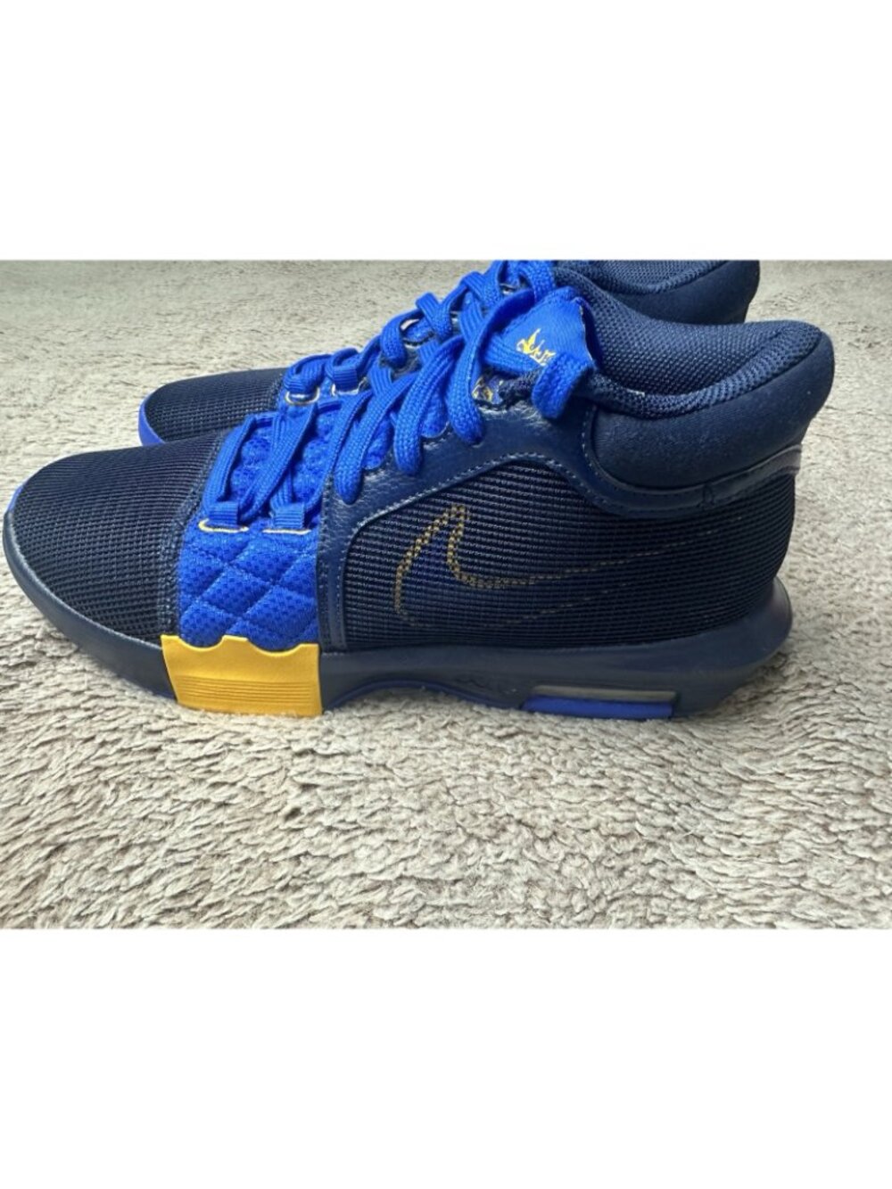 Nike Lebron Witness 8 Entourage Navy Blue Royal Gold FB2239-403 Mens Size 8 - Picture 5 of 16